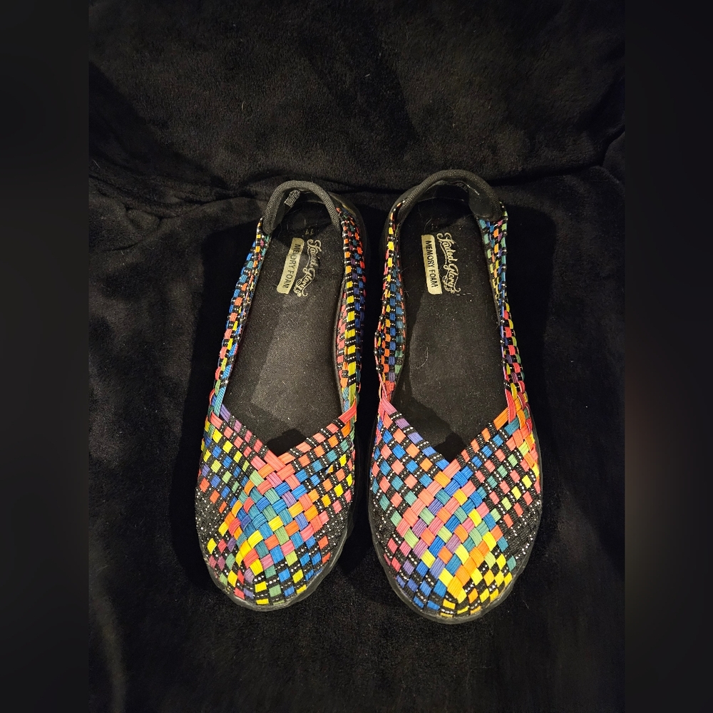 Faded Glory Multicolor Woven Flats